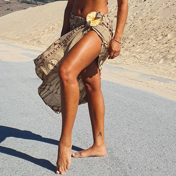 Pareo Batik Pareo met Gesp Life is an adventure