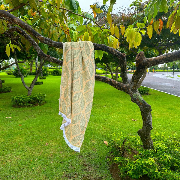 Fouta Botanic Art Mustard-Green