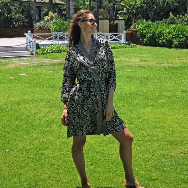 Short kimono Balyy Batik   Play the Game