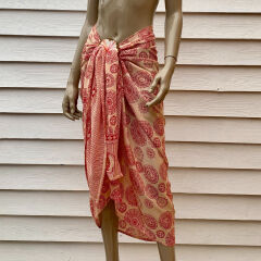 Pareo
Batik Pareo avec anneau
Aztec Red