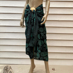 Pareo
Batik Pareo avec anneau
Aztec Green